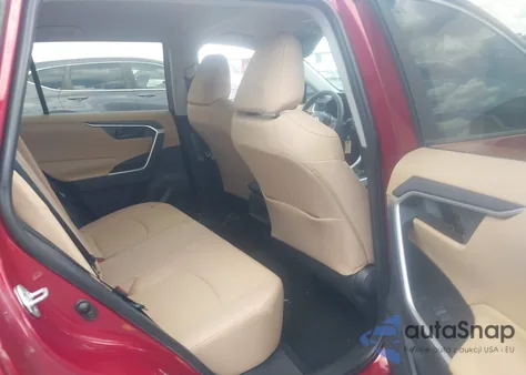 2019 Toyota Rav4 Le z USA, uszkodzony, nr VIN 2T3H1RFV2KW044121